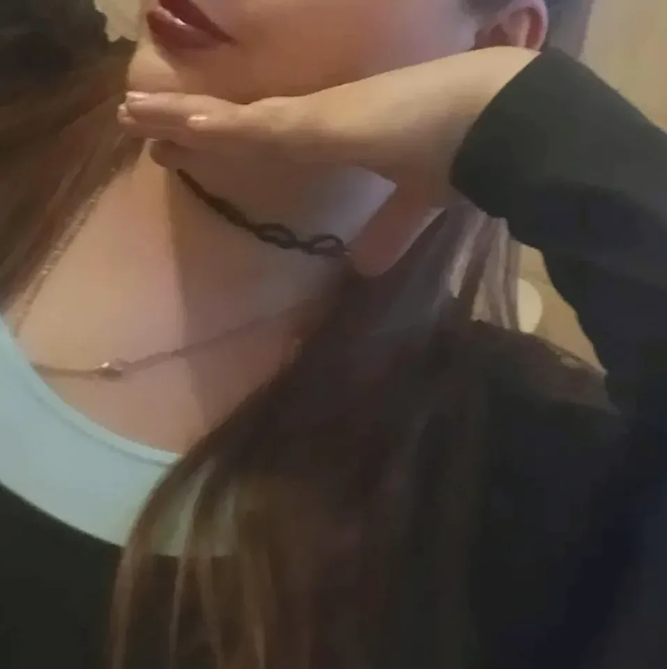 Klara, 28