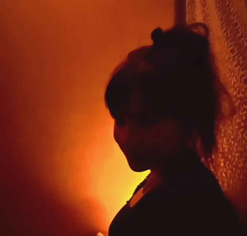 Lilly, 26