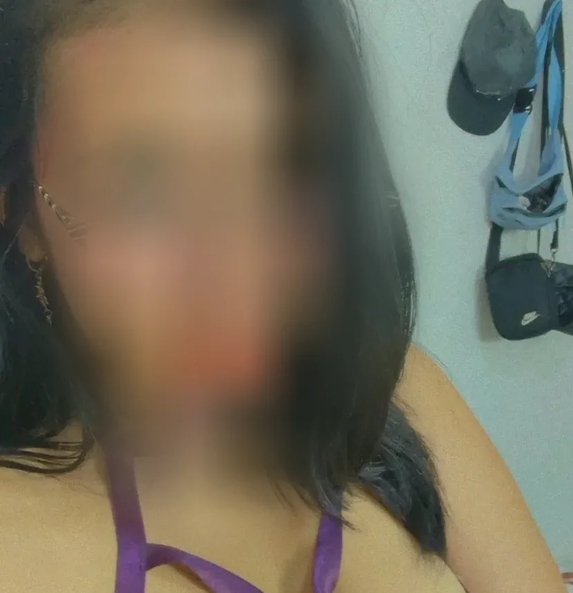 Livia, 23