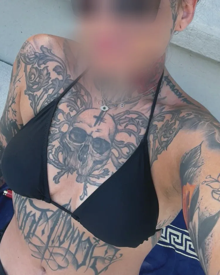 Therese, 32